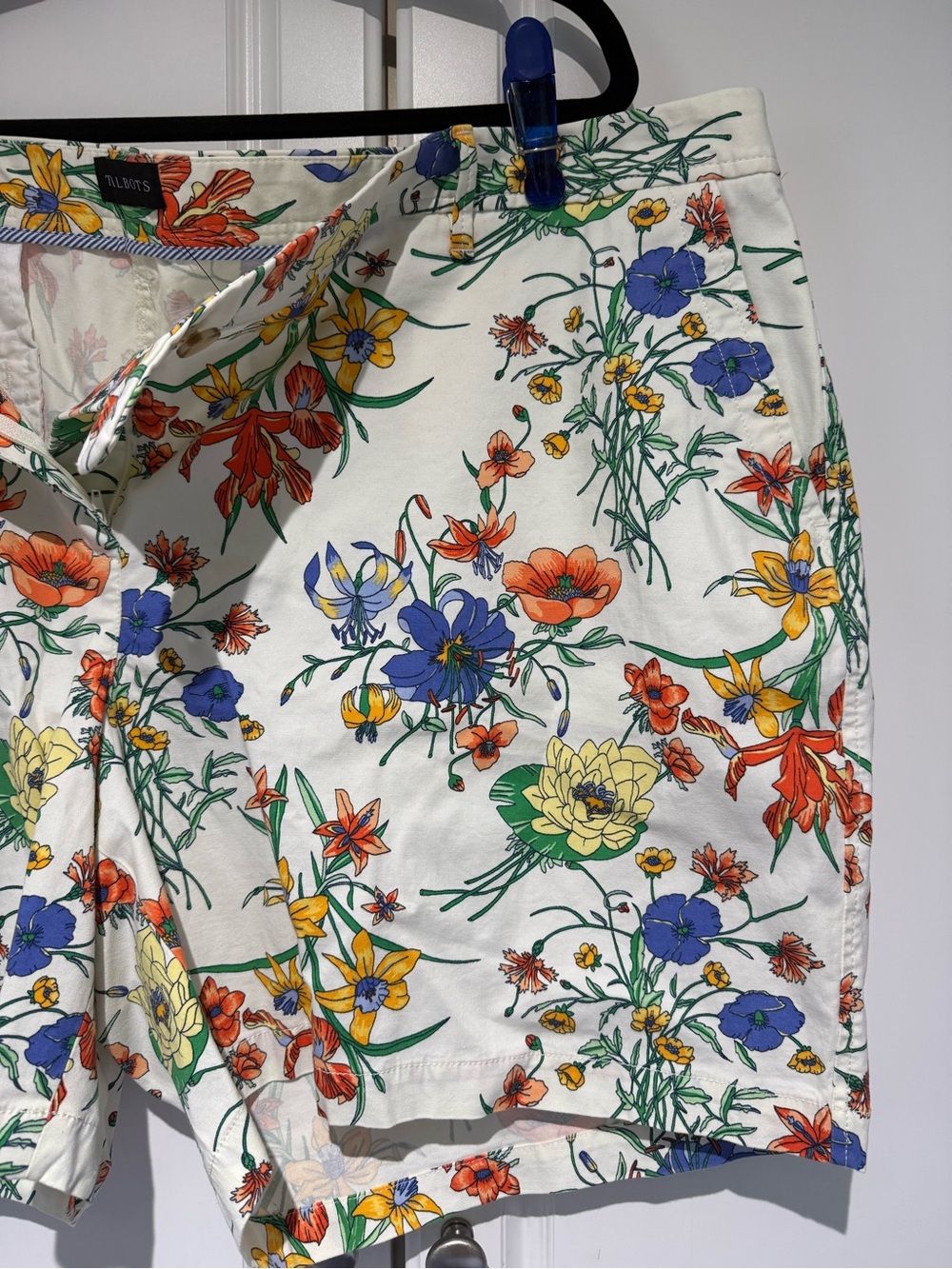 NWT Talbot’s Women’s Relaxed Chino Shorts Floral Print White Multi, Size 22W - Picture 5 of 7
